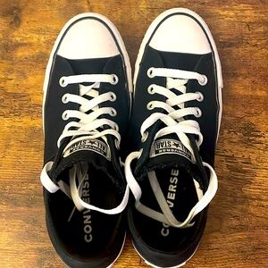 Women’s Converse Chuck Taylor All-Stars